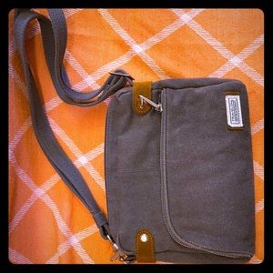 Travelon crossbody bag